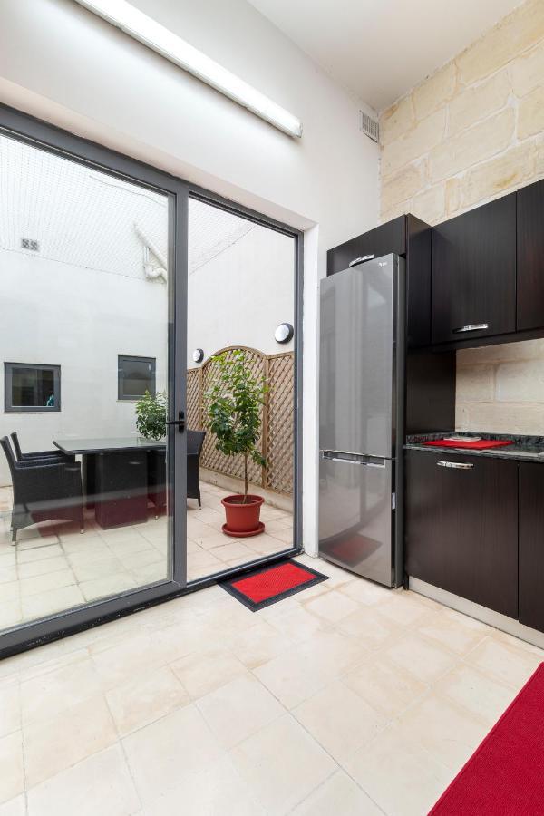 Traditional & Modern Maltese Townhouse - Rooftop Terrace And Sea Views, Close To Birgu Waterfront Cospicua Exterior foto