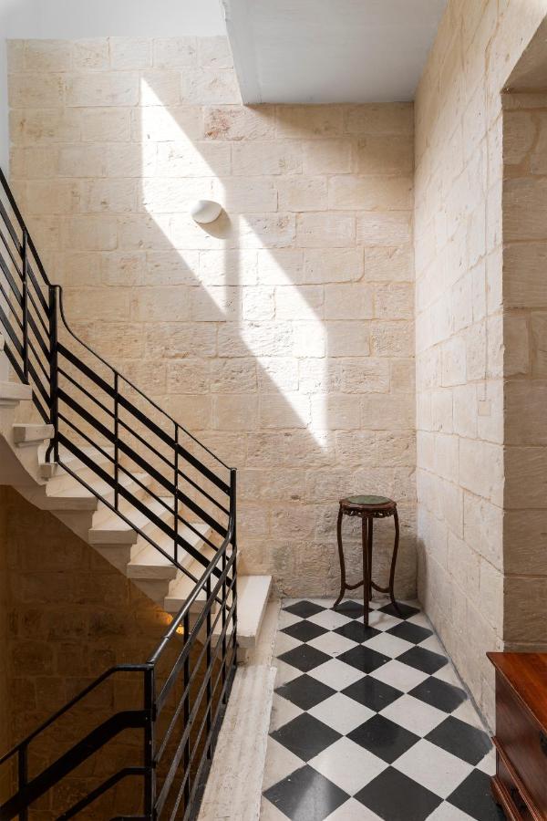 Traditional & Modern Maltese Townhouse - Rooftop Terrace And Sea Views, Close To Birgu Waterfront Cospicua Exterior foto