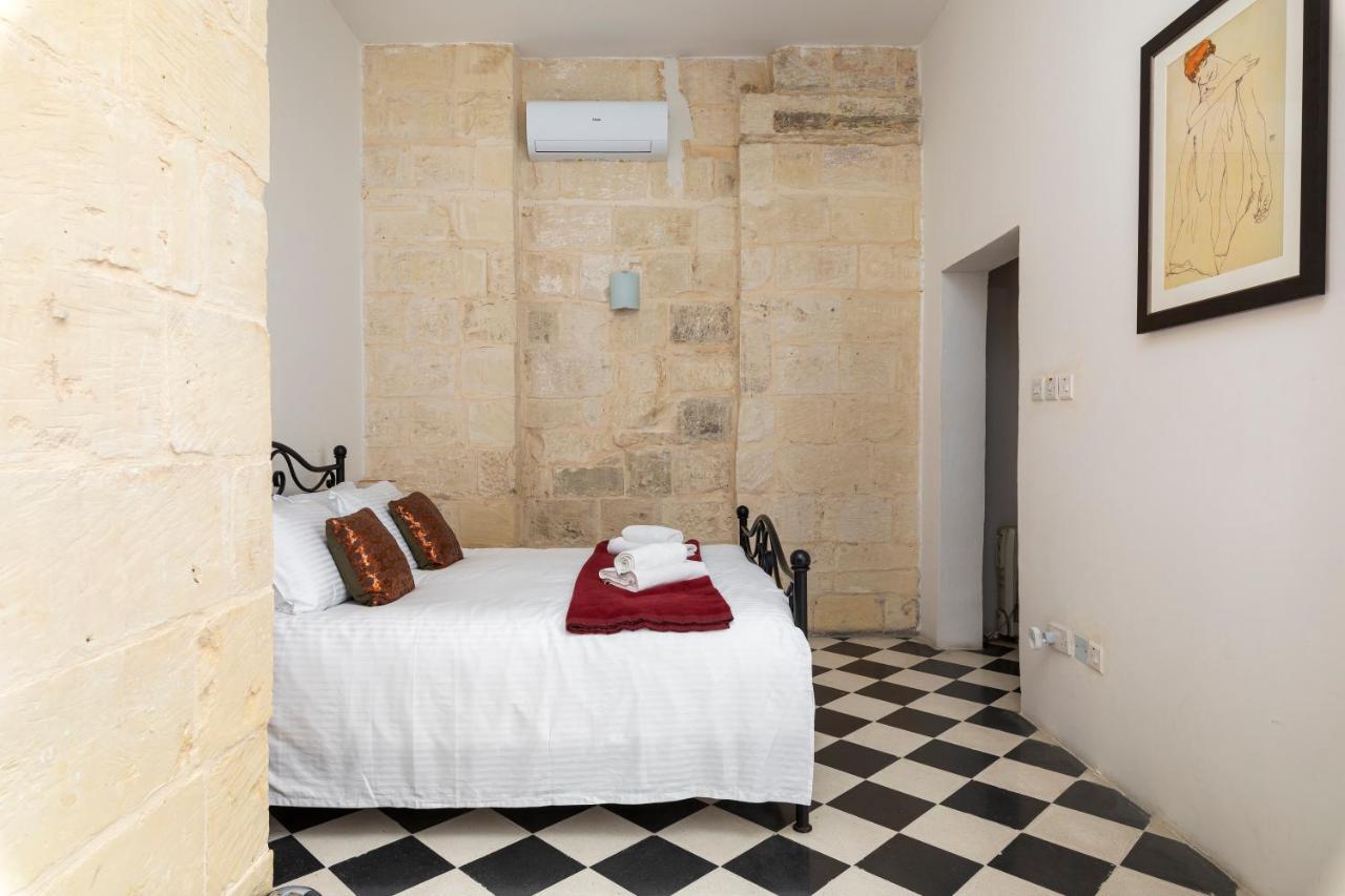 Traditional & Modern Maltese Townhouse - Rooftop Terrace And Sea Views, Close To Birgu Waterfront Cospicua Exterior foto